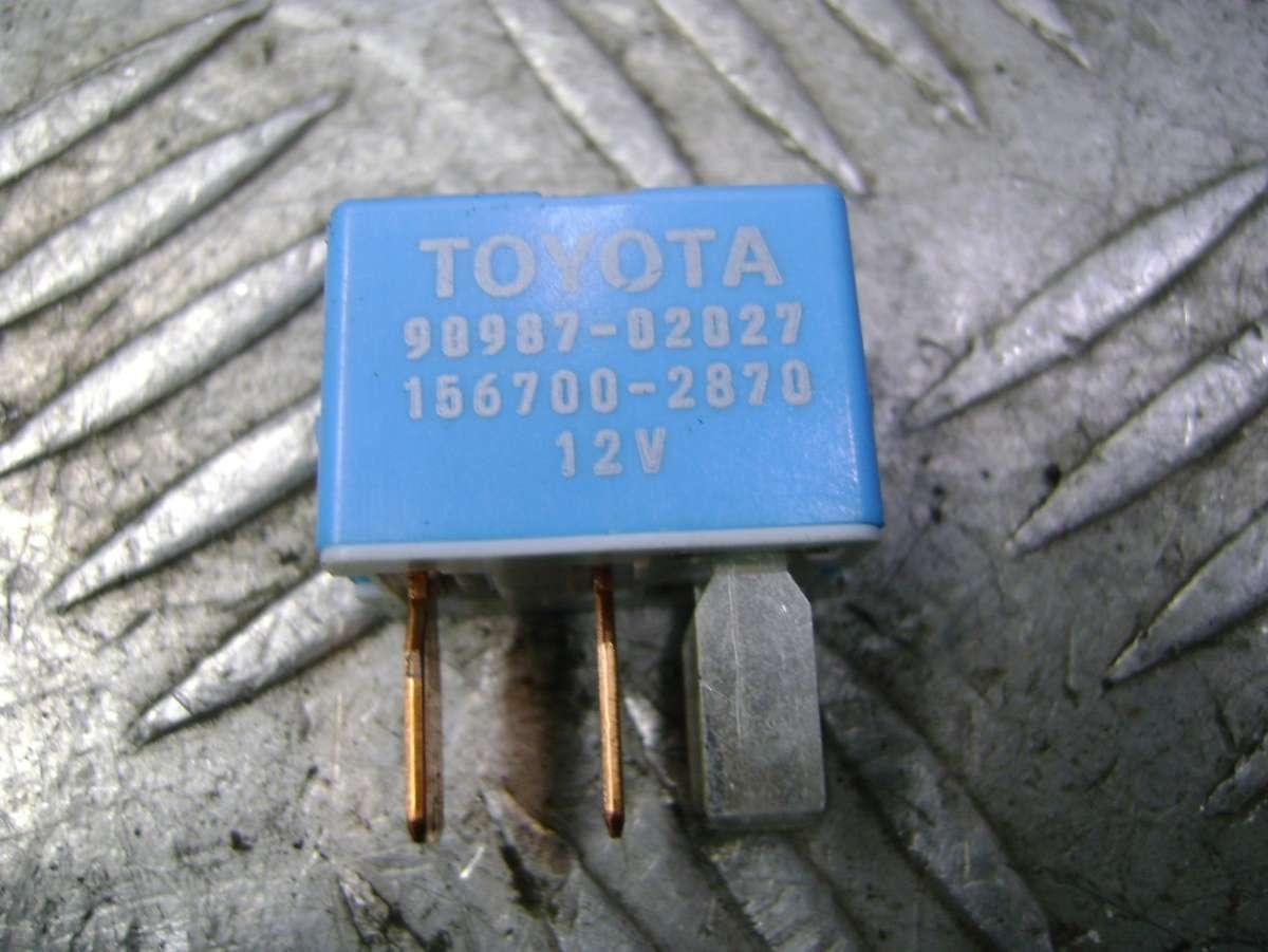 Реле (прочие) к Toyota Auris 2005
