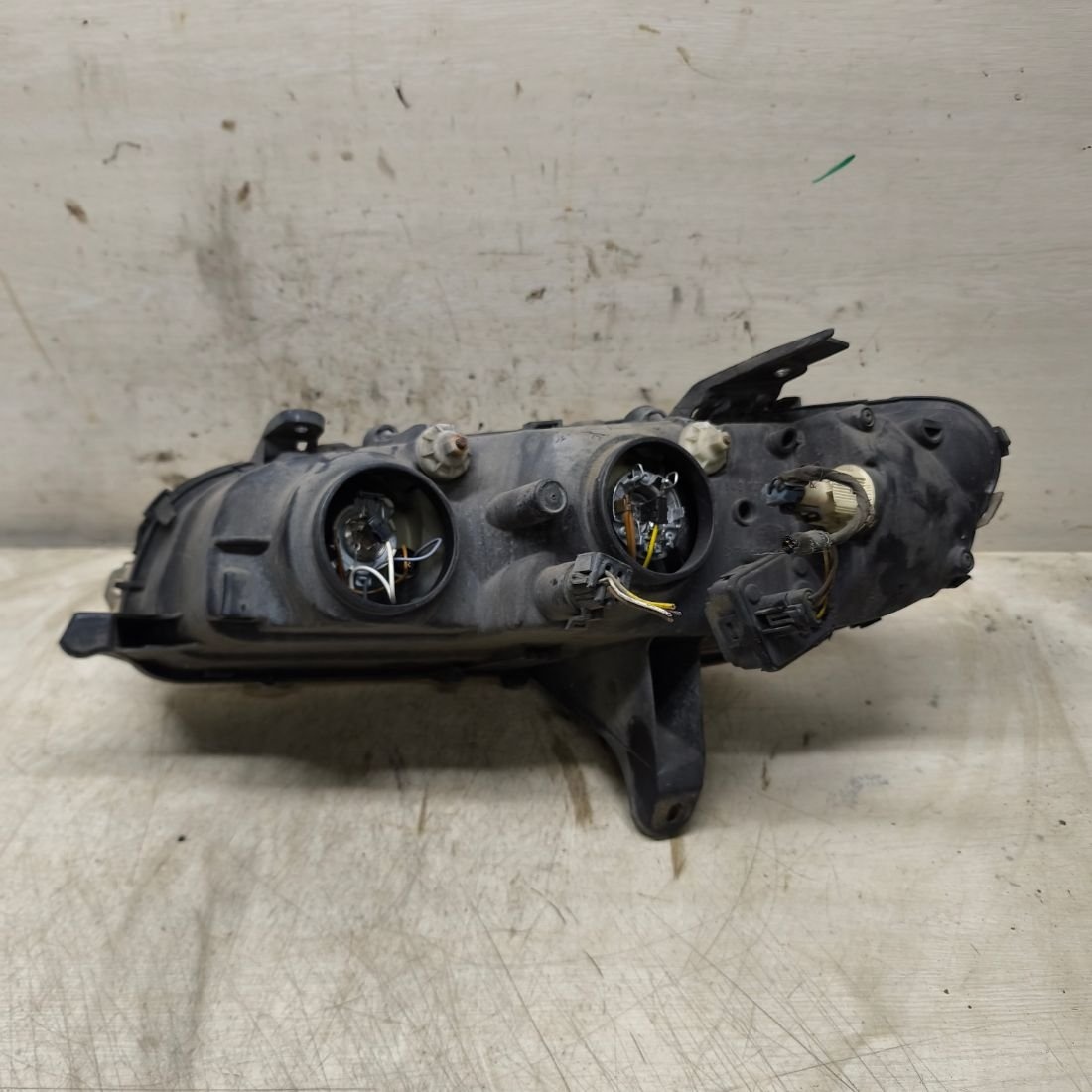 Фара правая к Opel Omega 1996