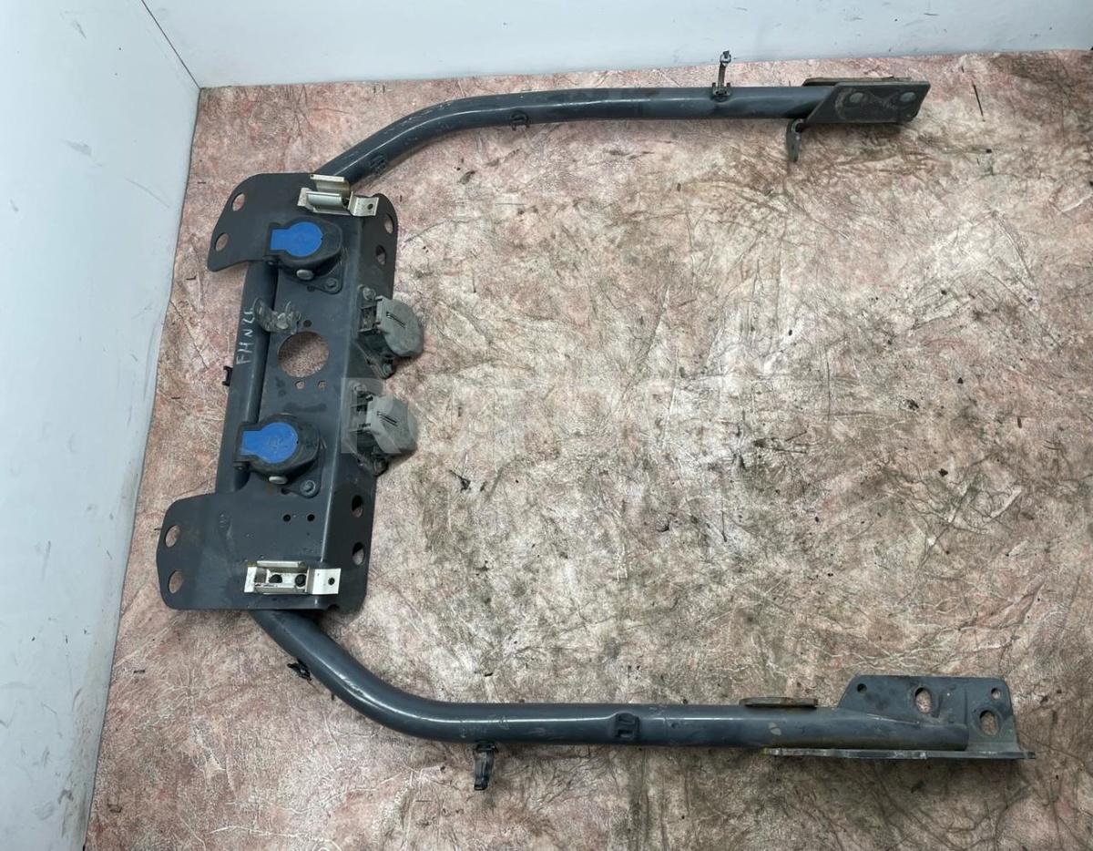 Кронштейн к Volvo A6 2015