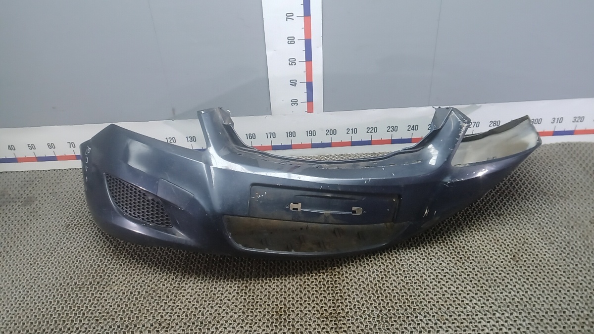 Бампер передний к Opel Zafira 2008