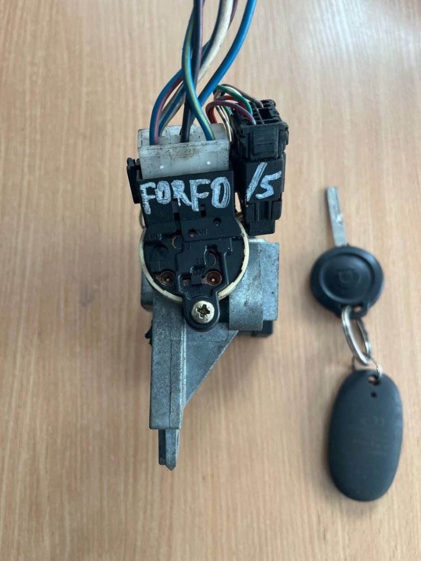 Замок зажигания к Smart Forfour 2005