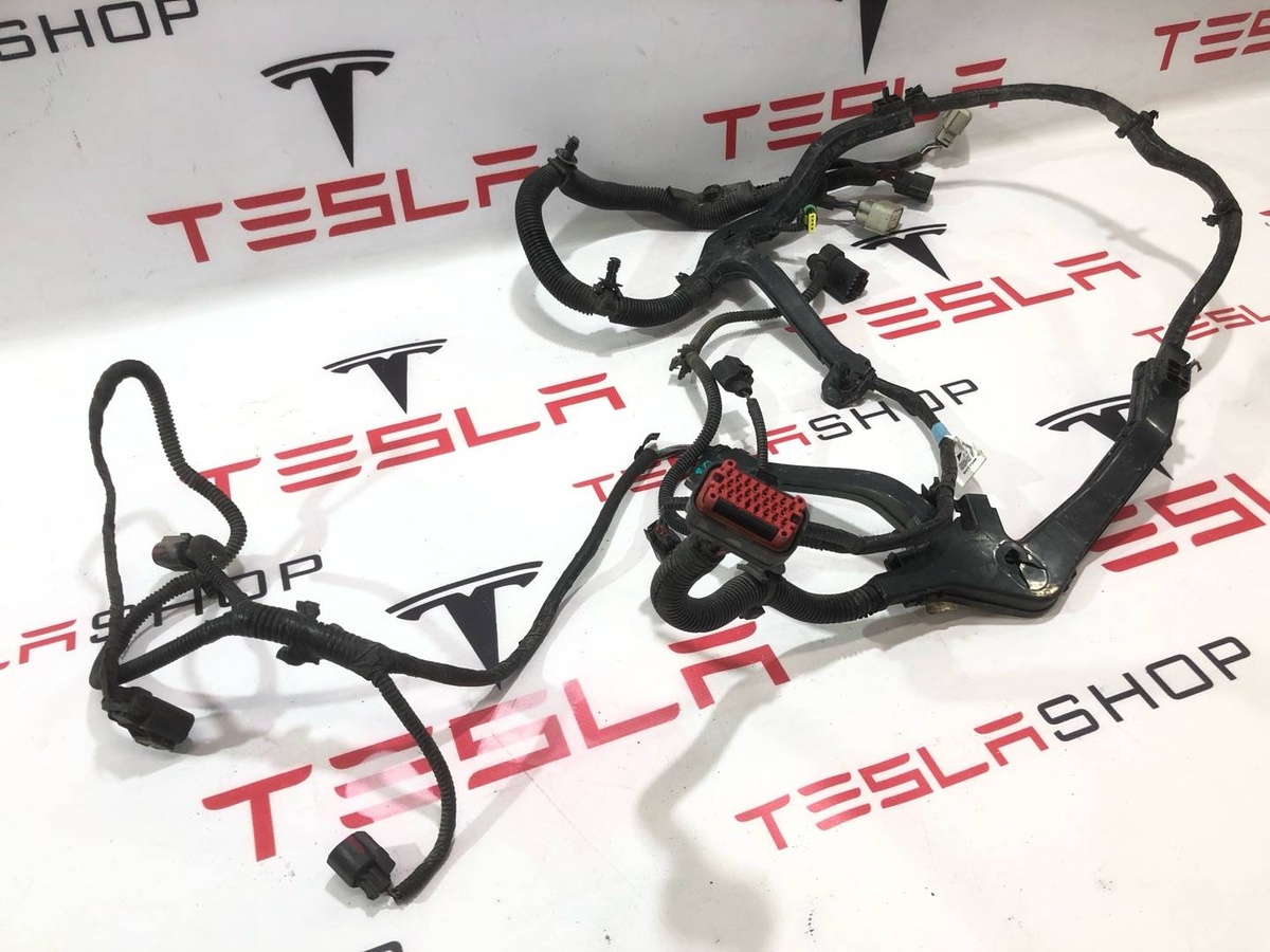 Проводка к Tesla Model X 2018