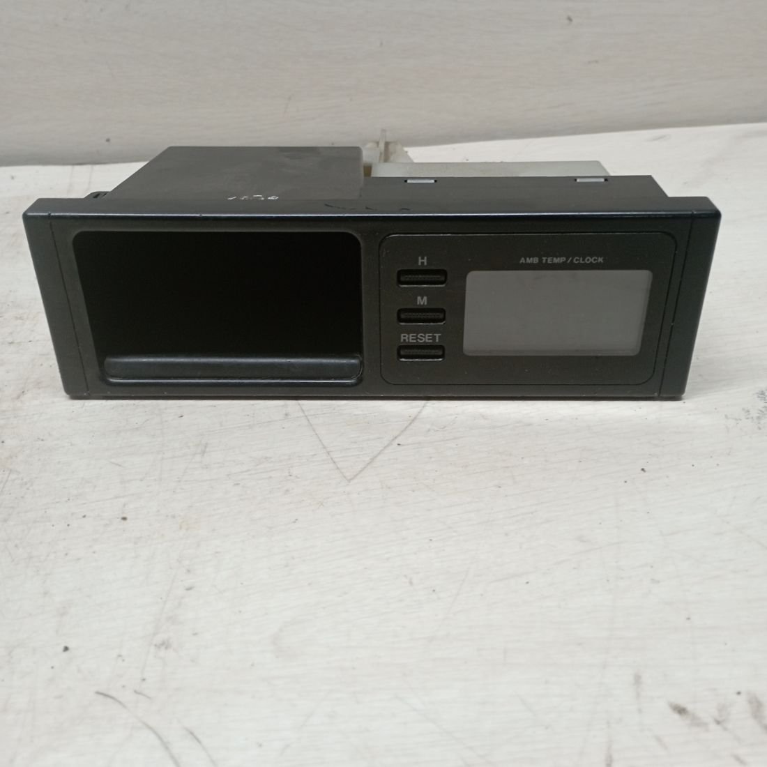 Часы к Mazda 626 1999