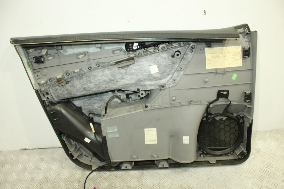 Дверная карта к Volkswagen Passat 2006