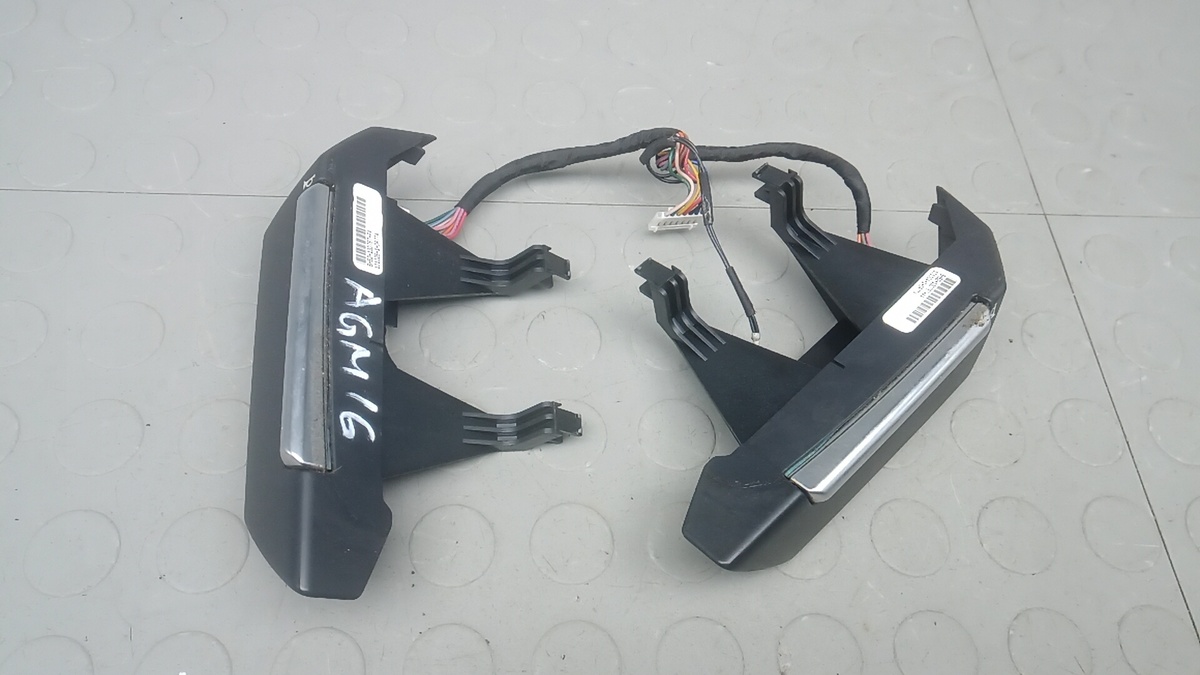 Кнопки руля к Land Rover Freelander 2011
