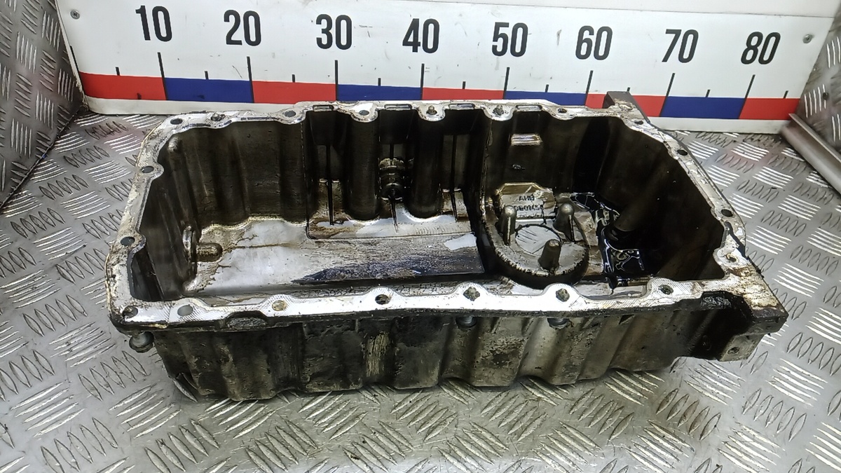 Поддон к Volkswagen Passat 2009