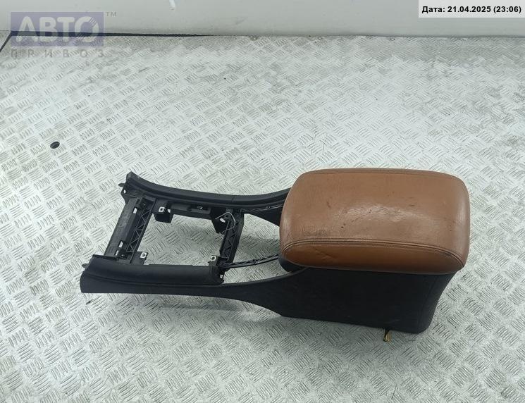 Подлокотник к Peugeot 607 2001