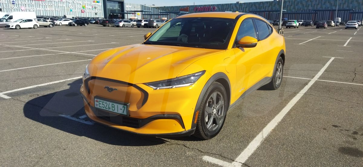 Ford Mustang Mach-E I, 2022