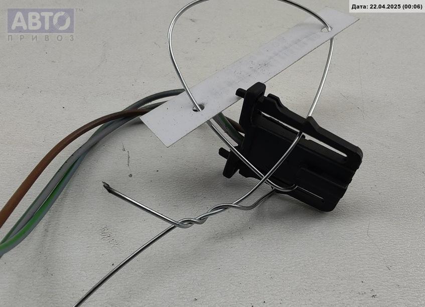 Разъем AUX / USB к Volkswagen Sharan 2002