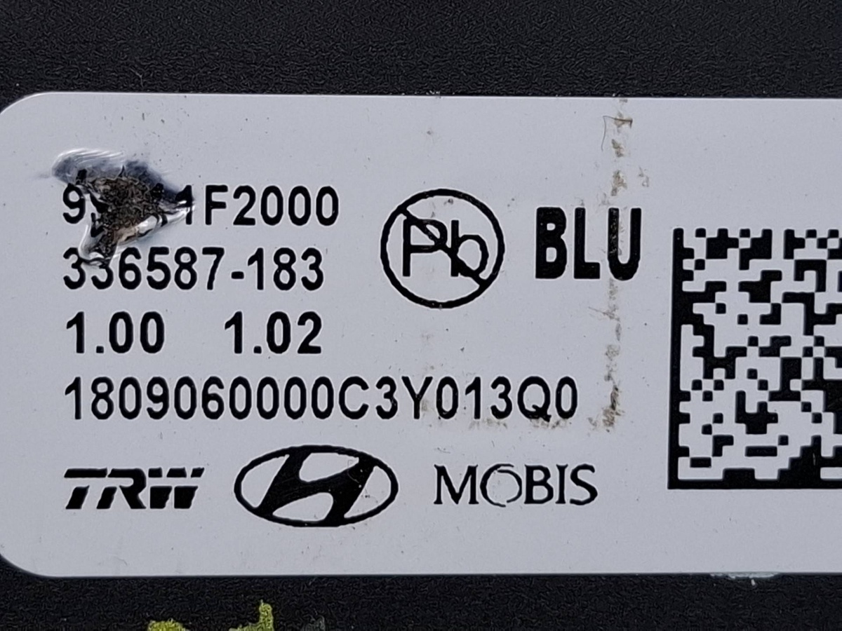 Камера переднего вида к Hyundai Elantra 2018