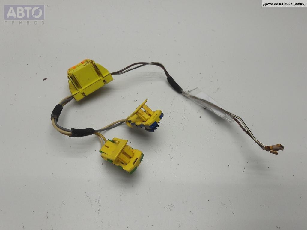 Разъем AUX / USB к Volkswagen Passat 2005