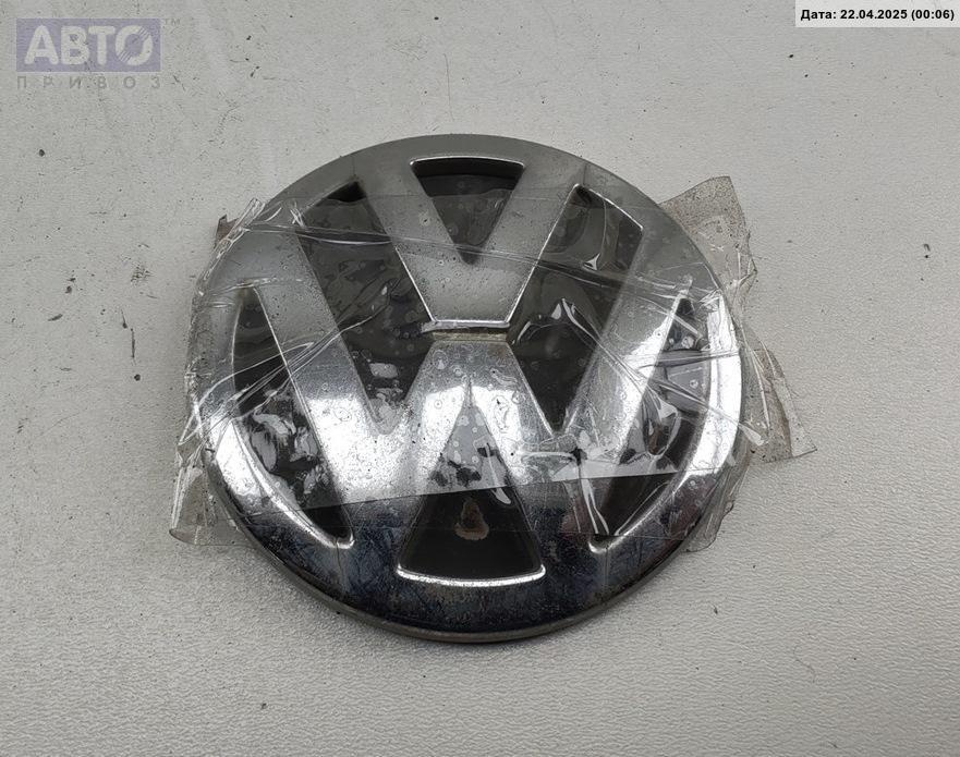 Эмблема к Volkswagen Passat 2001