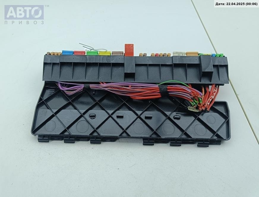 Короб предохранителей к BMW 5 series 2000