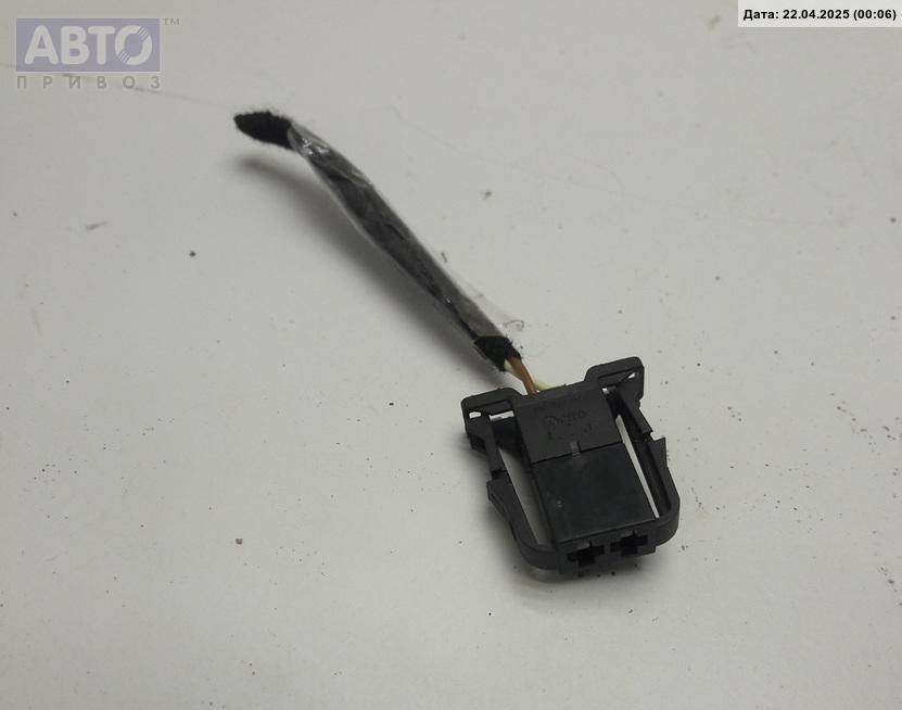 Разъем AUX / USB к Volkswagen Passat 2005