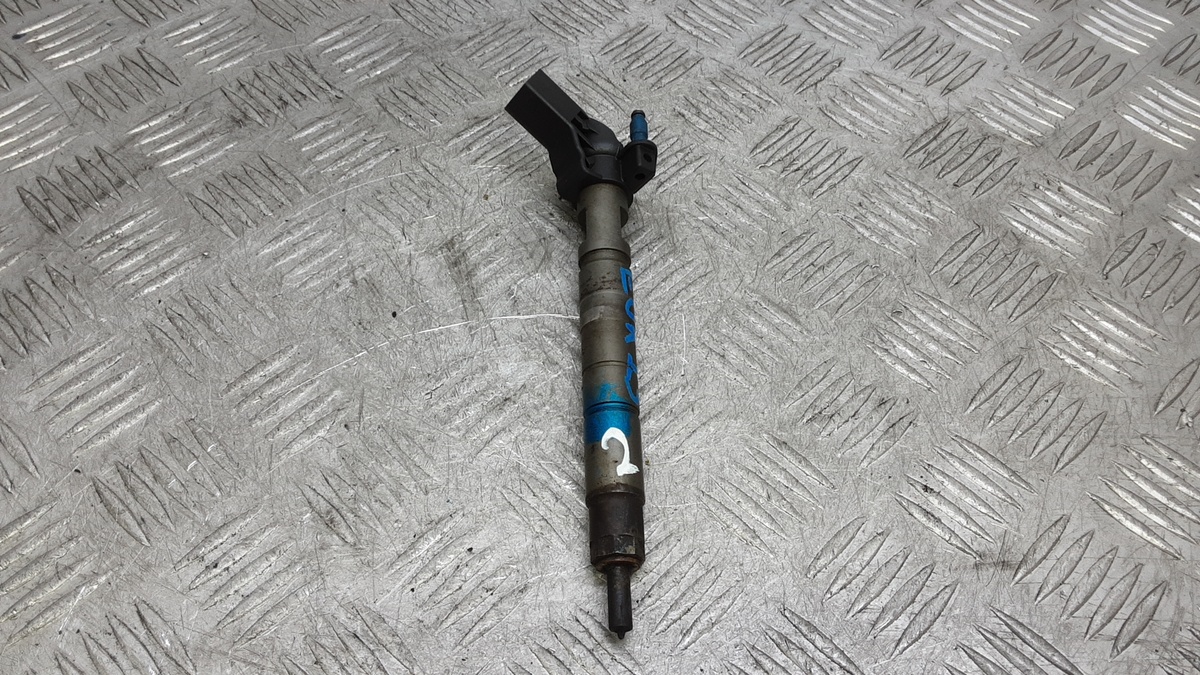 Форсунка к Hyundai Santa Fe 2012