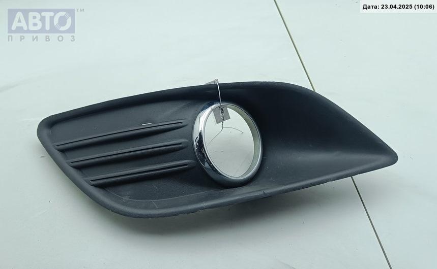 Решетка бампера к Ford Focus 2009