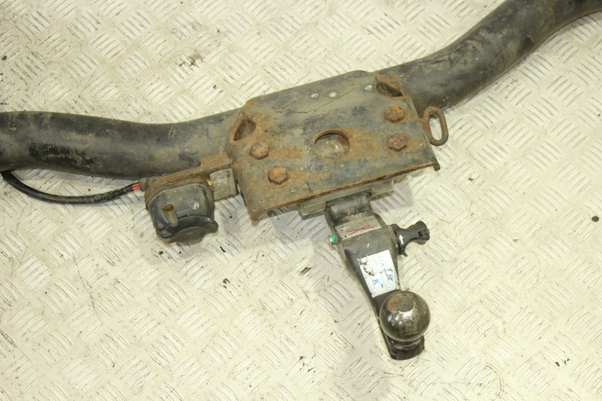 Прицепное устройство (фаркоп) к Opel Omega 2000