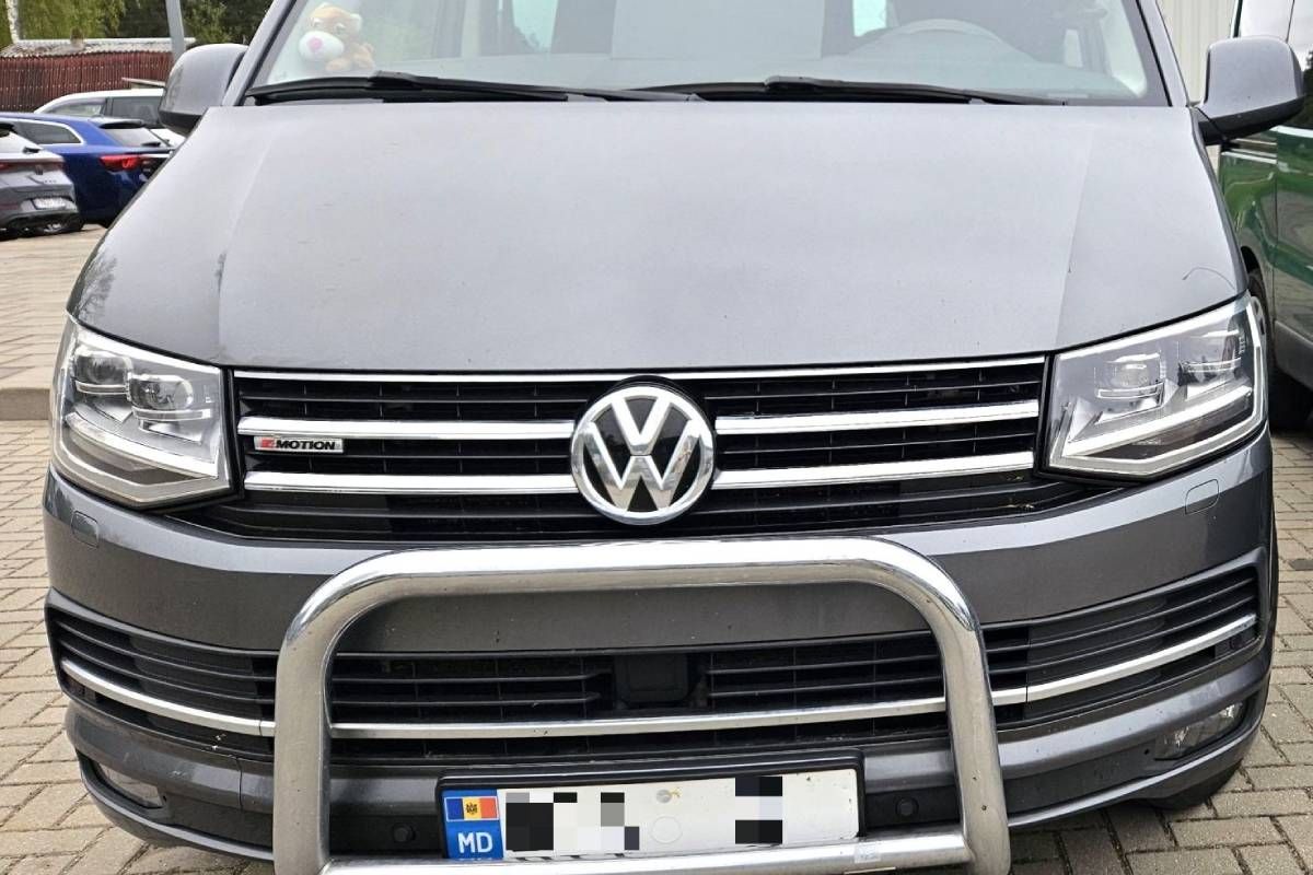 На границе с Беларусью задержаны два Volkswagen — вот по каким причинам