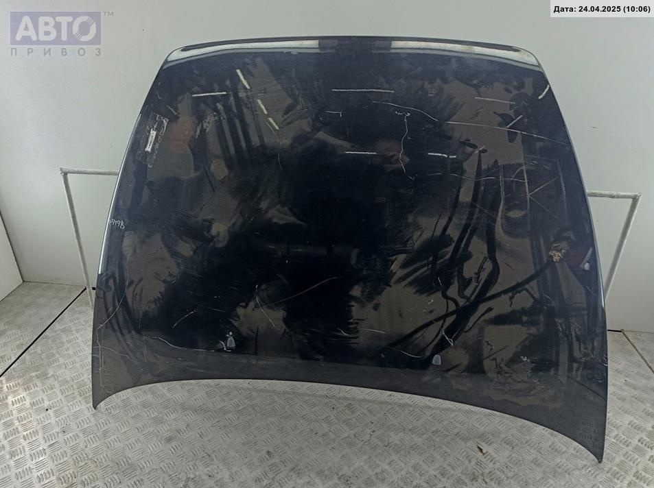 Капот к Volvo V50 2004