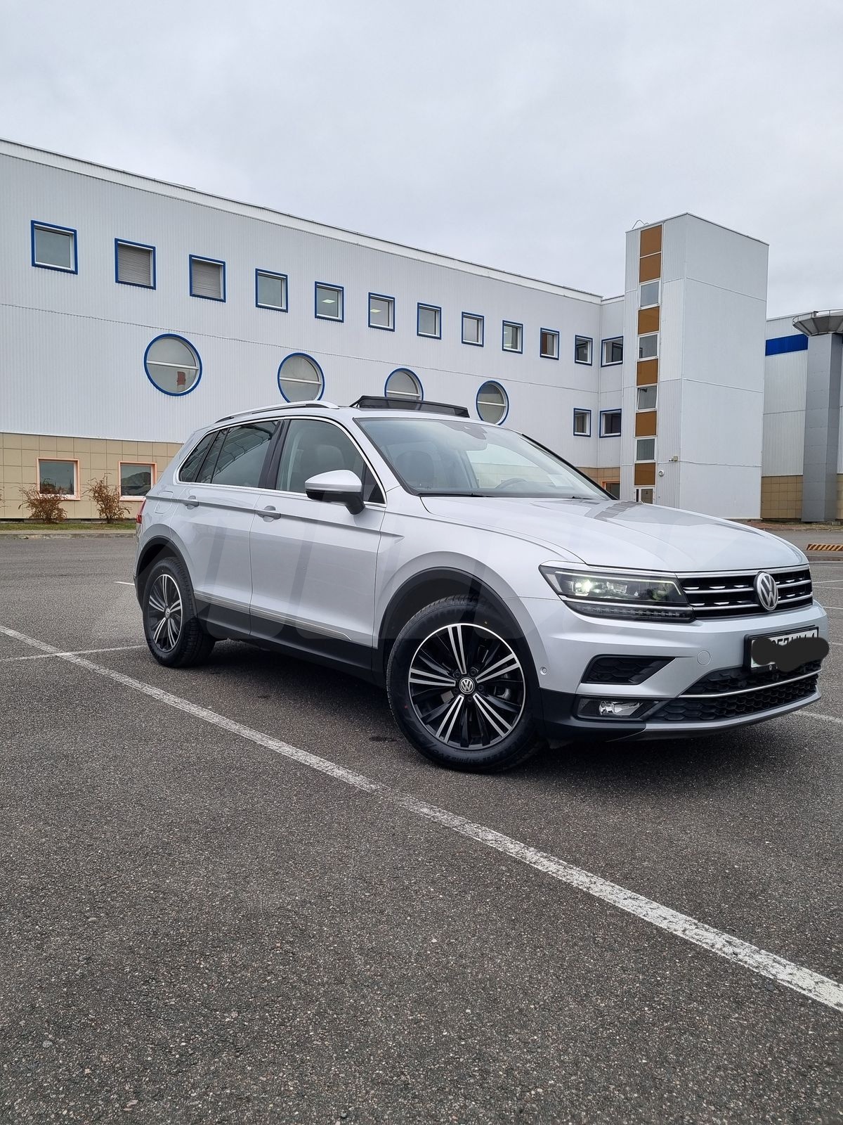 Выкуп VW Tiguan — Со штрафстоянки