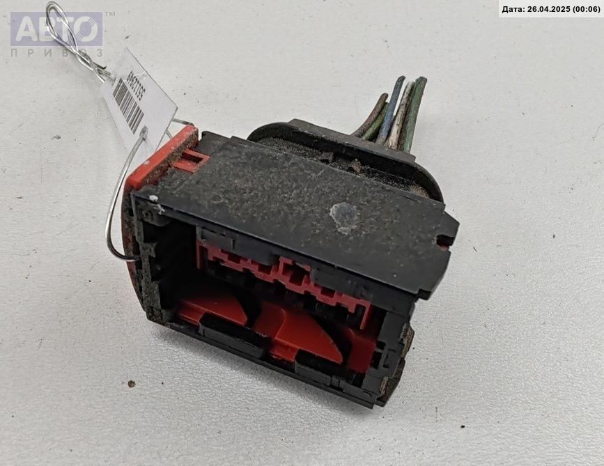 Разъем AUX / USB к Peugeot 807 2006