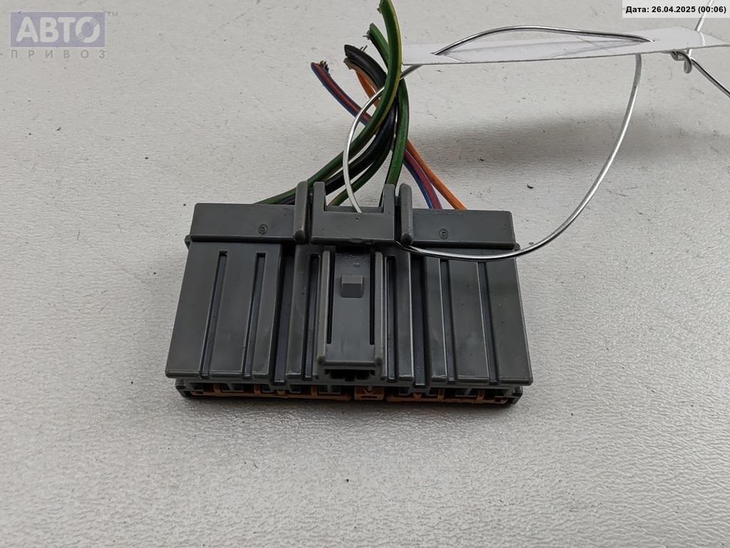 Разъем AUX / USB к Ford Mondeo 2004