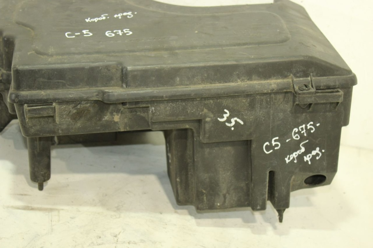 Короб предохранителей к Citroen C5 2005