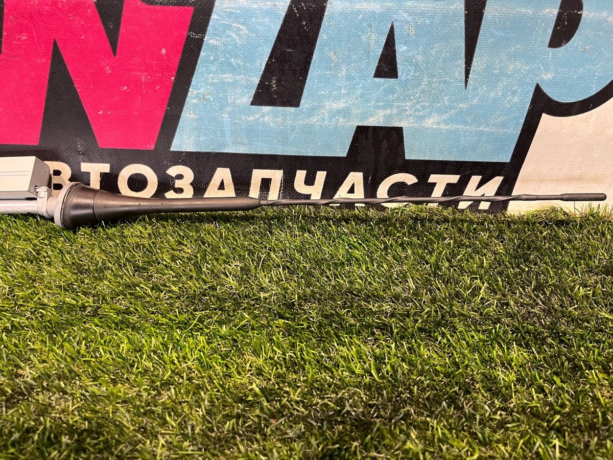 Антенна  к Fiat 124 2020