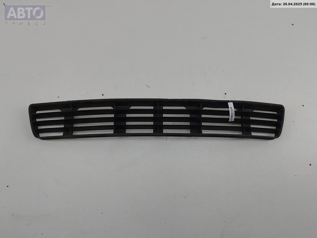Решетка бампера к Audi A4 1995