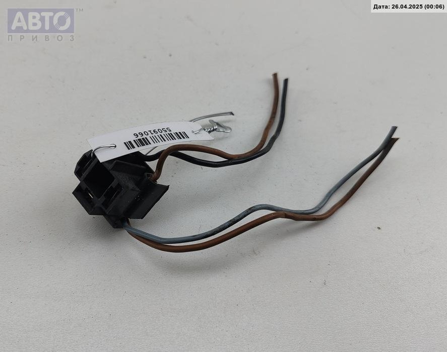 Разъем AUX / USB к Opel Super Six 2000