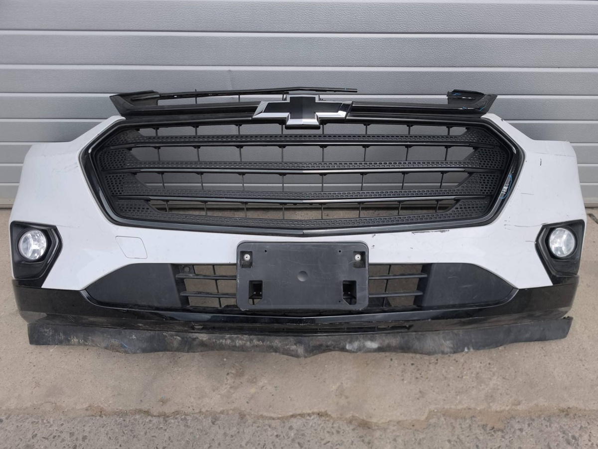 Бампер передний к Chevrolet Traverse 2022