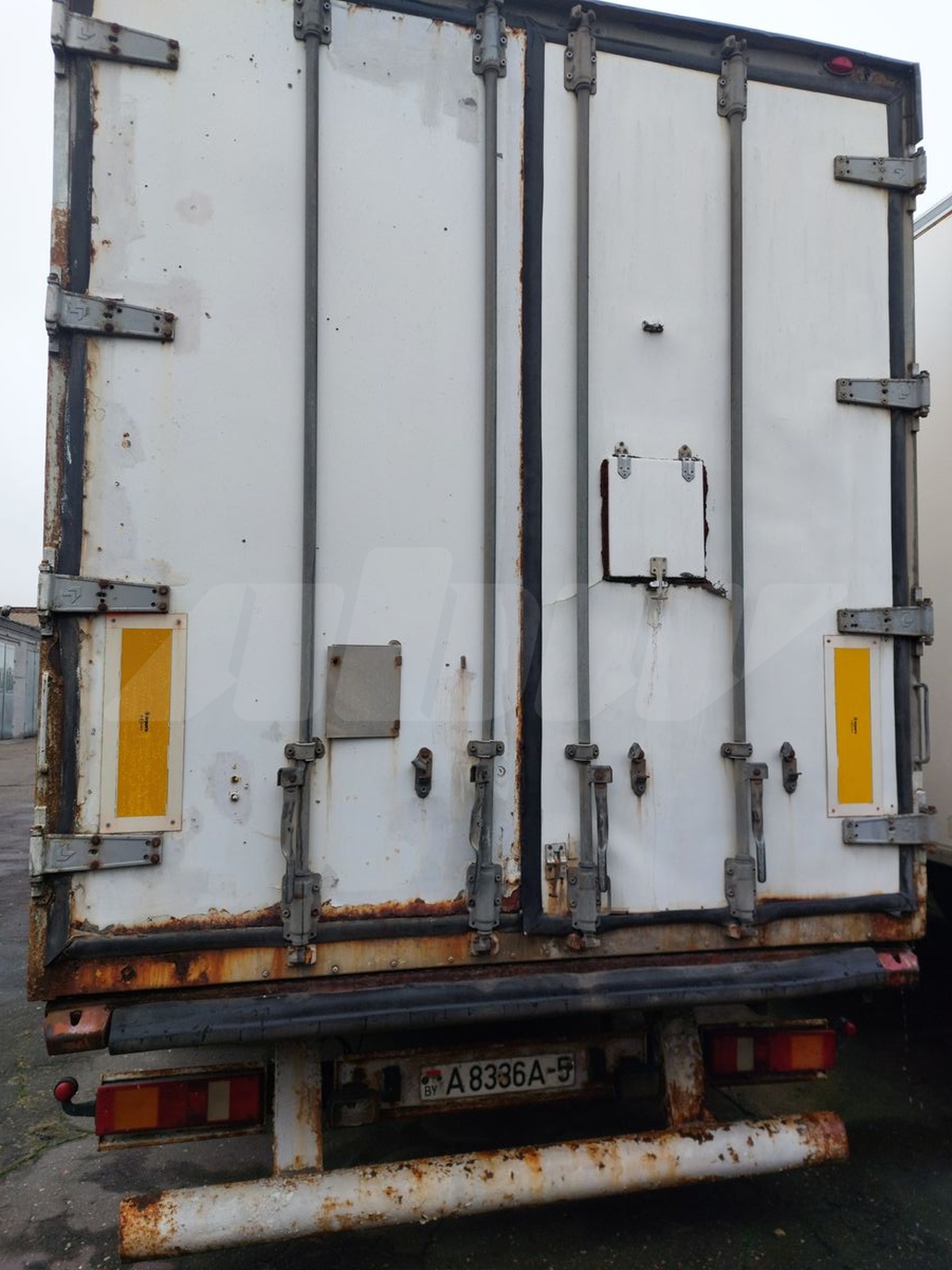 Krone Box Carrier 2003