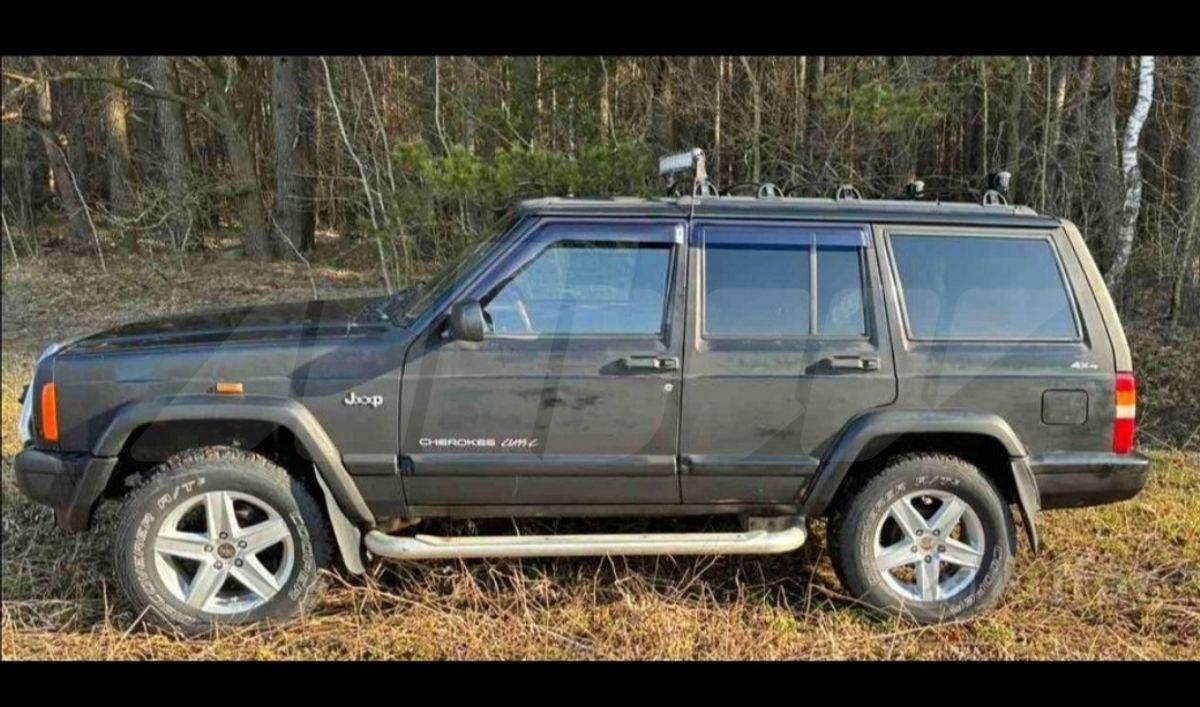 Jeep Cherokee II (XJ) Рестайлинг, 2000