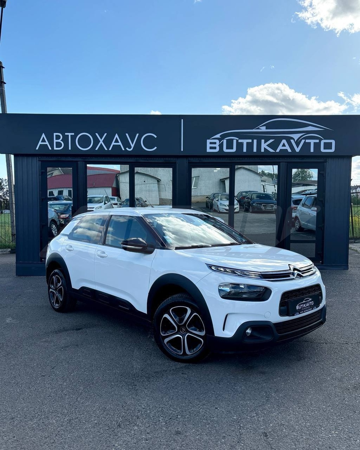 Подбор и доставка Citroen C4 Cactus (Ситроен ц4 цацтус)