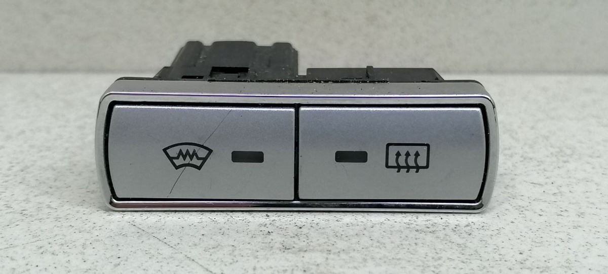 Кнопка  к Ford Mondeo 2003