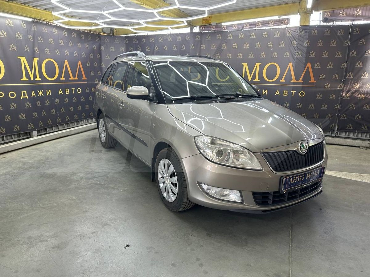 Skoda Fabia II Рестайлинг, 2011