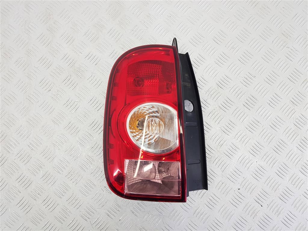 Фонарь задний левый к Renault Duster 2013