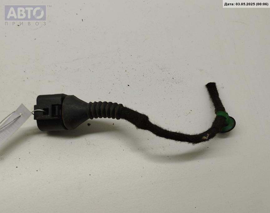 Разъем AUX / USB к Audi A4 2004