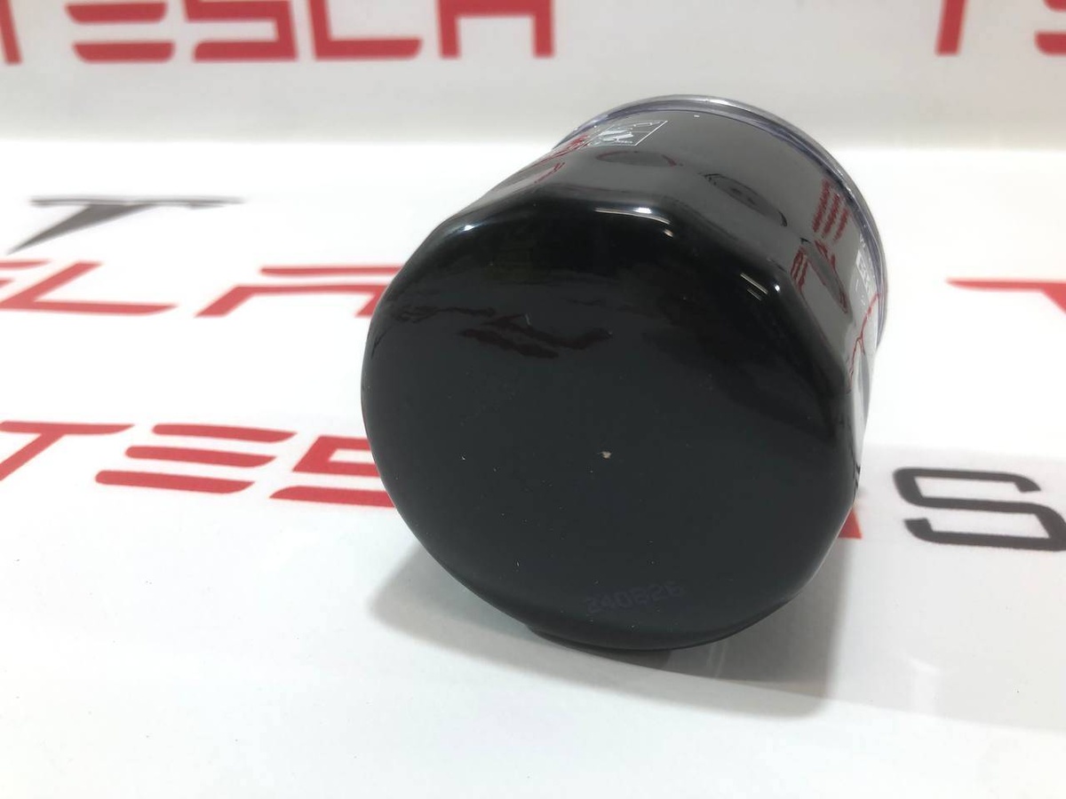 Фильтр масляный к Mazda EZ-6 2024