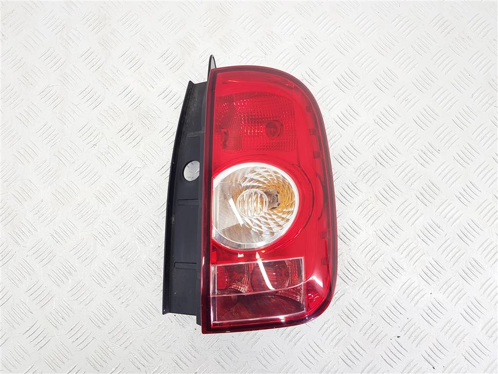 Фонарь задний правый к Renault Duster 2013