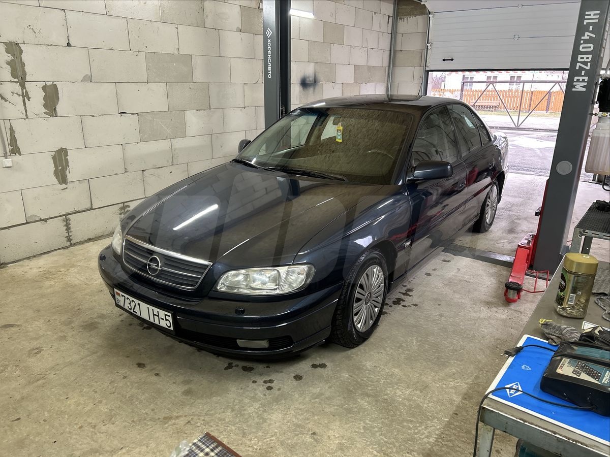 Opel Omega B Рестайлинг, 2001