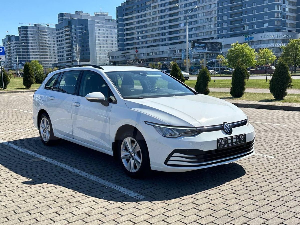 Volkswagen Golf VIII, 2021