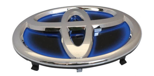 Эмблема к Toyota Camry 2014