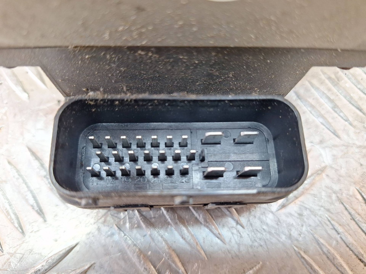 Блок ABS к Mazda Premacy 2002