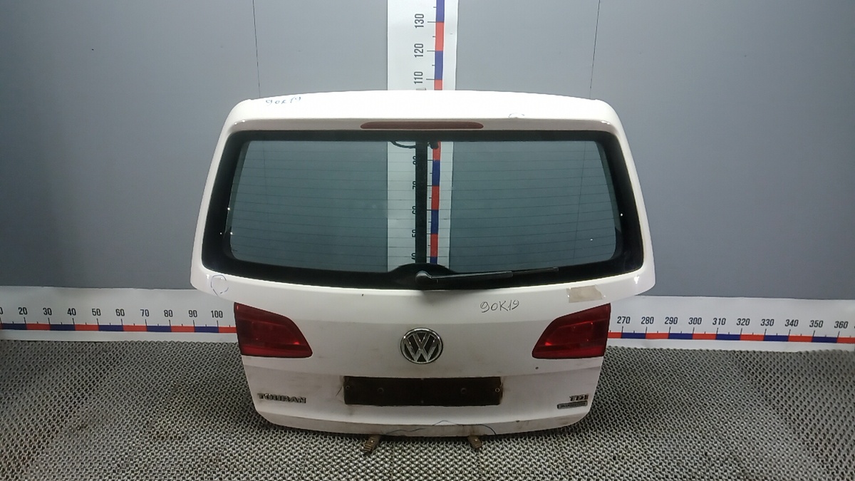 Замок двери к Volkswagen Touran 2012