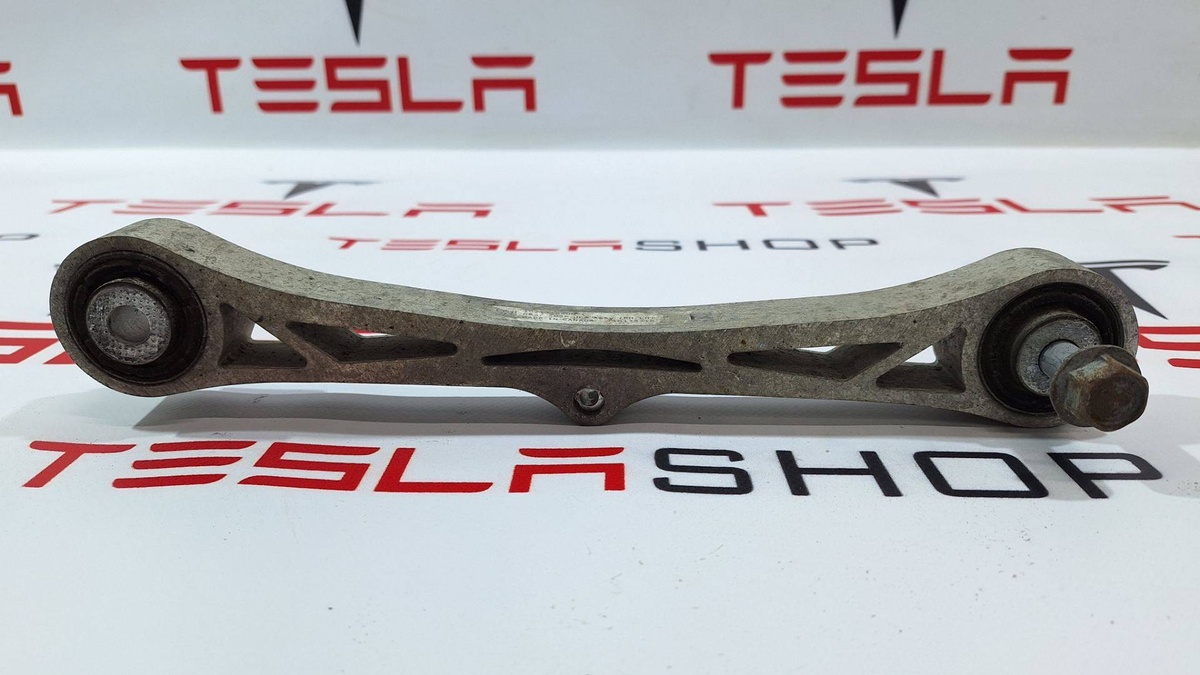 Рычаг задний к Tesla Model S 2016