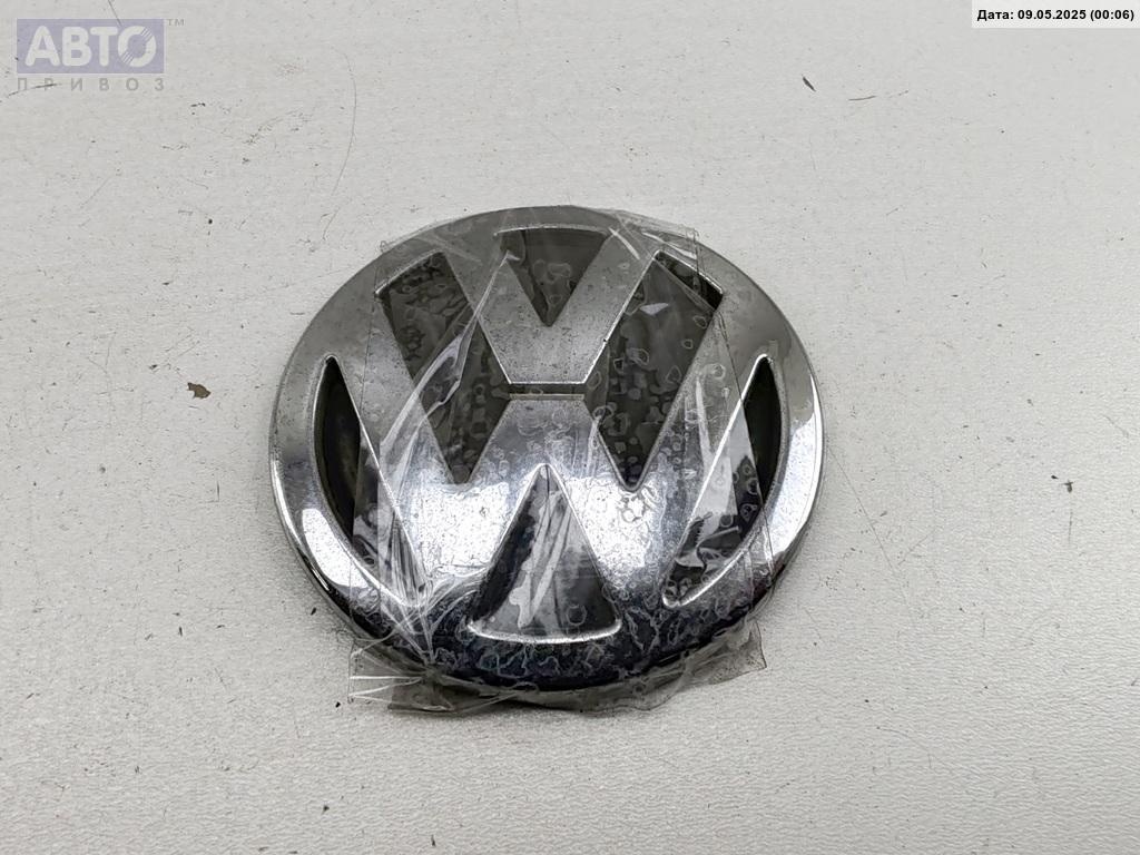 Эмблема к Volkswagen Passat 2001
