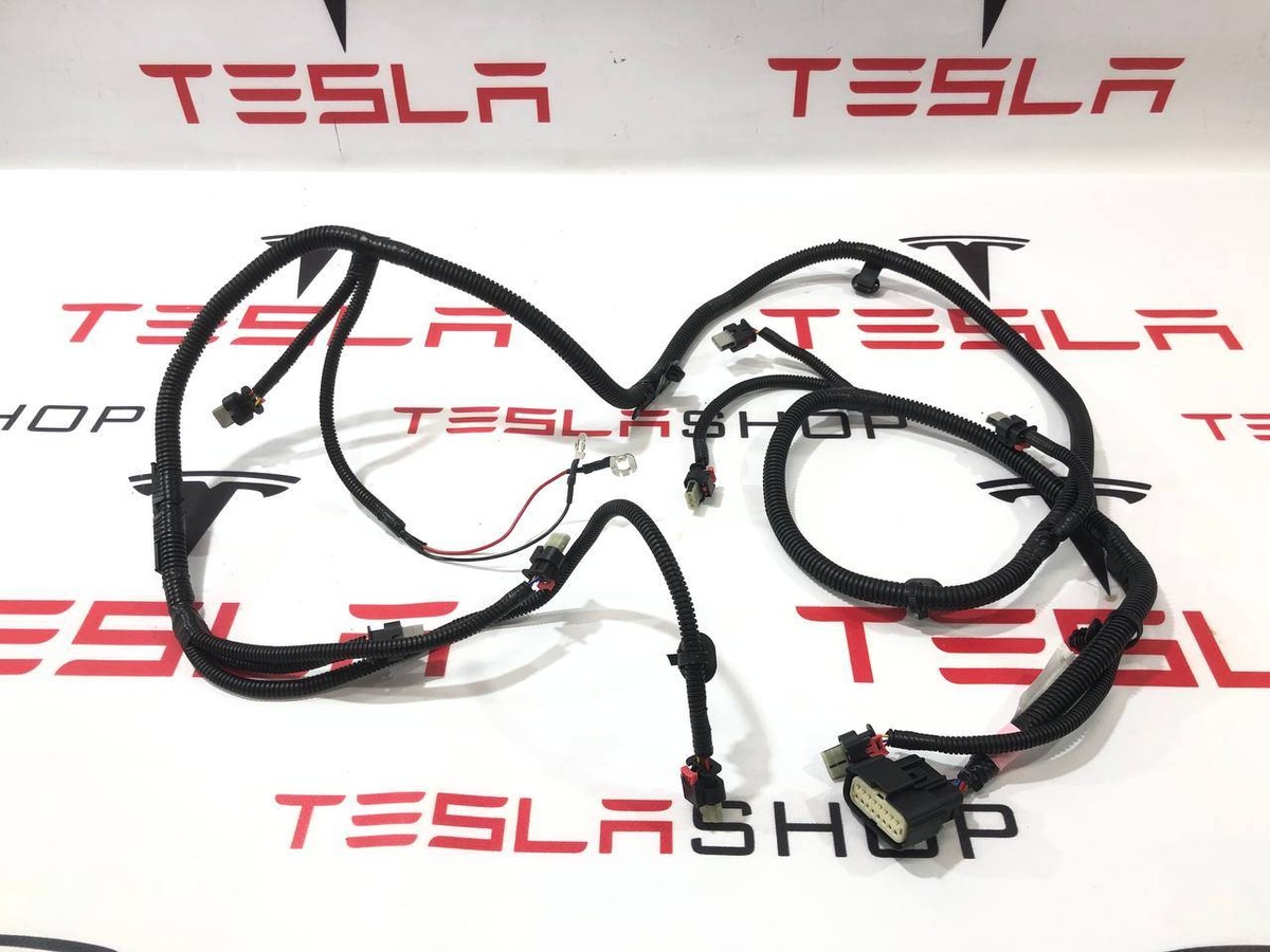 Проводка бампера переднего к Tesla Model 3 2021