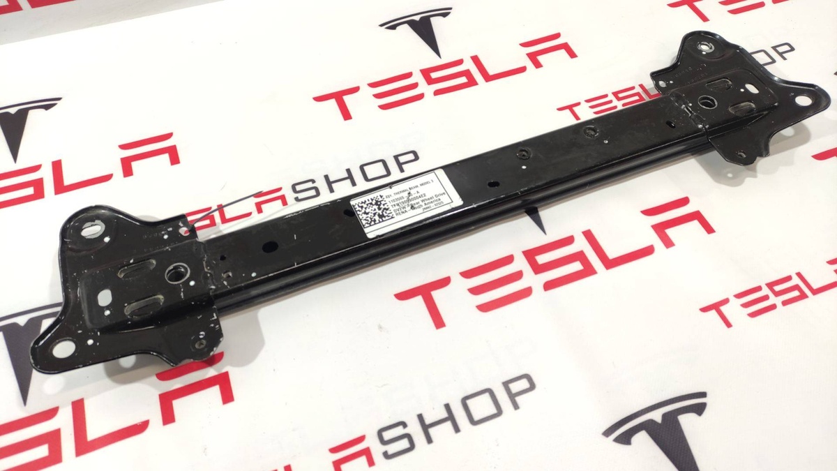 Распорка стоек к Tesla Model 3 2019