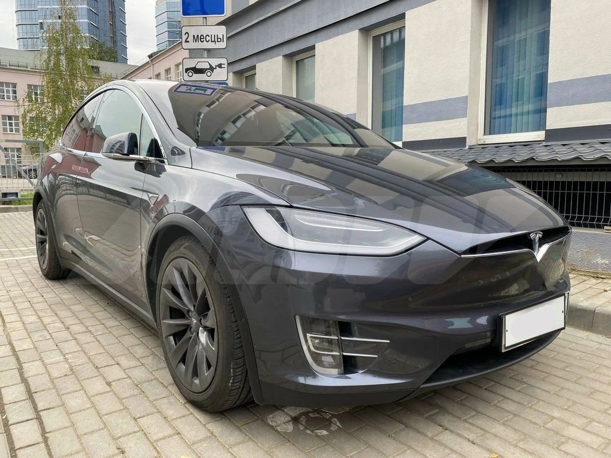 Tesla Model X I, 2018